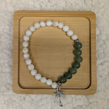Mother of Pearl bracelet with green aventurine beads and a palm tree charm